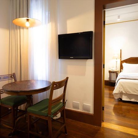 罗萨里奥太阳酒店 欧鲁普雷图 外观 照片 A suite at the Hotel